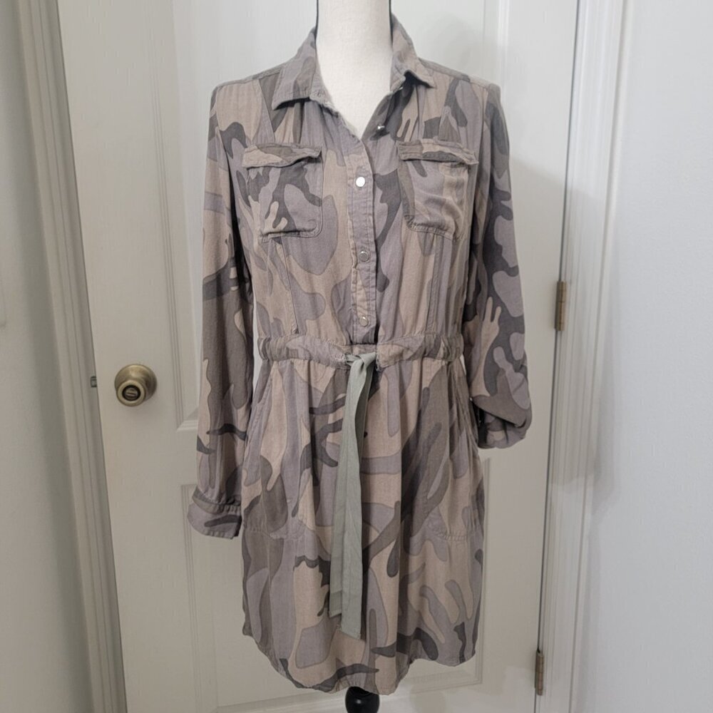 Japna Camo Button Top with Tie Dress Sz M